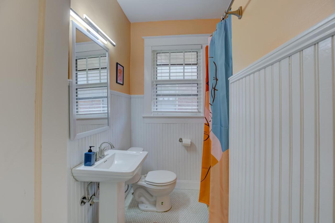 Spacious Bungalow With 6 Beds, Games, And Fire Pit - Close To Beale Street, Bbq, Graceland, & Liberty Bowl Memphis Eksteriør bilde
